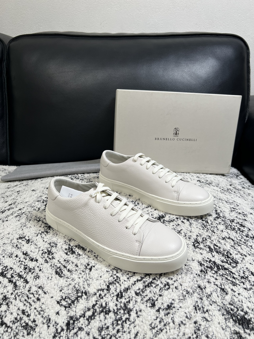 Brunello Cucinelli  高品质 顶级工艺品  BC  专柜同步原厂配置，意大利进口牛皮面