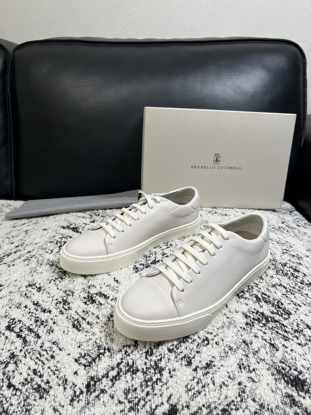 Brunello Cucinelli  高品质 顶级工艺品  BC  专柜同步原厂配置，意大利进口牛皮面