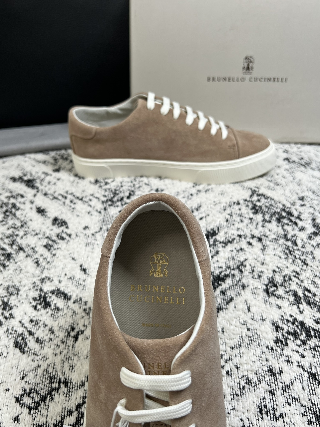 Brunello Cucinelli  高品质 顶级工艺品  BC  专柜同步原厂配置，意大利进口牛皮面