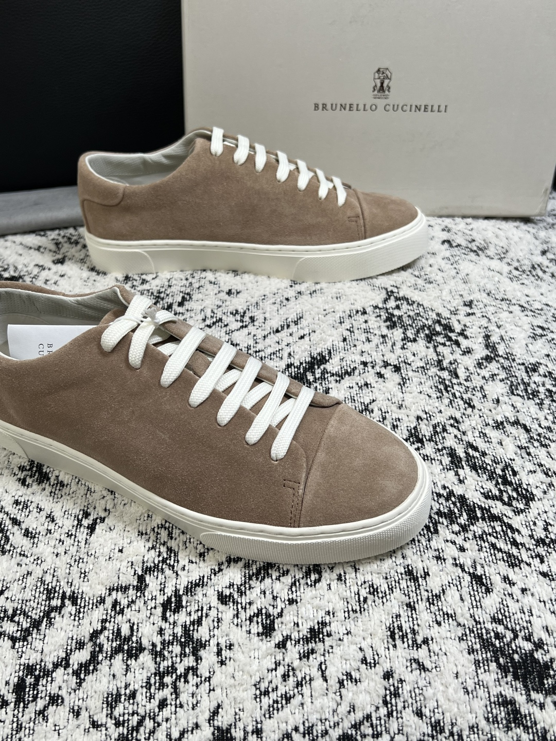 Brunello Cucinelli  高品质 顶级工艺品  BC  专柜同步原厂配置，意大利进口牛皮面