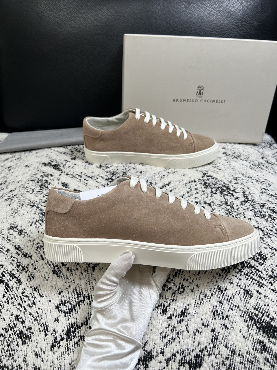 Brunello Cucinelli  高品质 顶级工艺品  BC  专柜同步原厂配置，意大利进口牛皮面