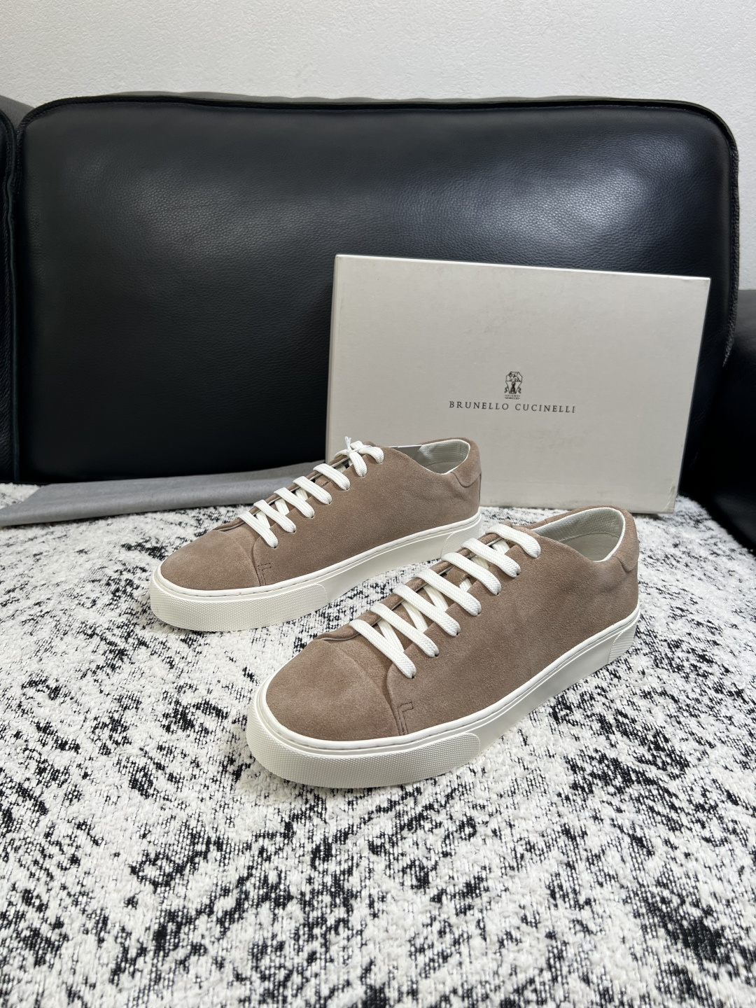 Brunello Cucinelli  高品质 顶级工艺品  BC  专柜同步原厂配置，意大利进口牛皮面