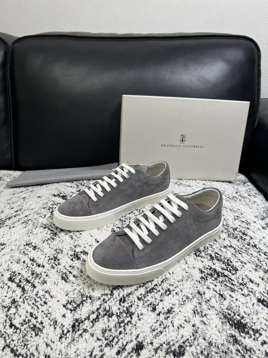 Brunello Cucinelli  高品质 顶级工艺品  BC  专柜同步原厂配置，意大利进口牛皮面