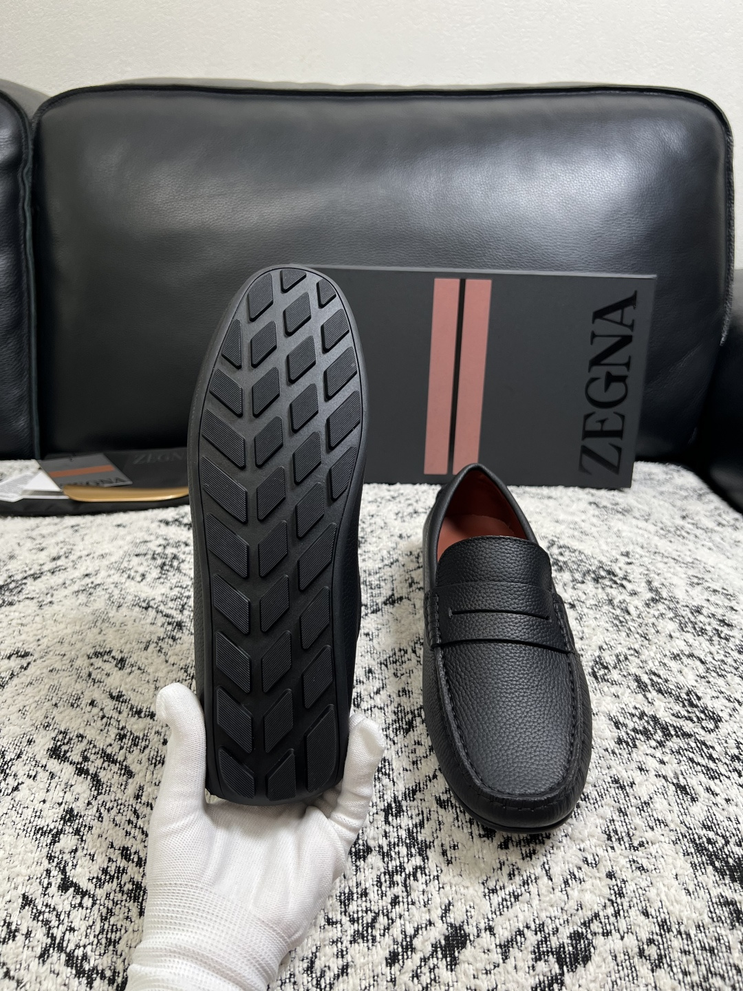 Zegna  高品质  顶级工艺品  杰尼亚  豆豆鞋专柜新款原厂配置，意大利进口牛皮面料，进口牛里垫，