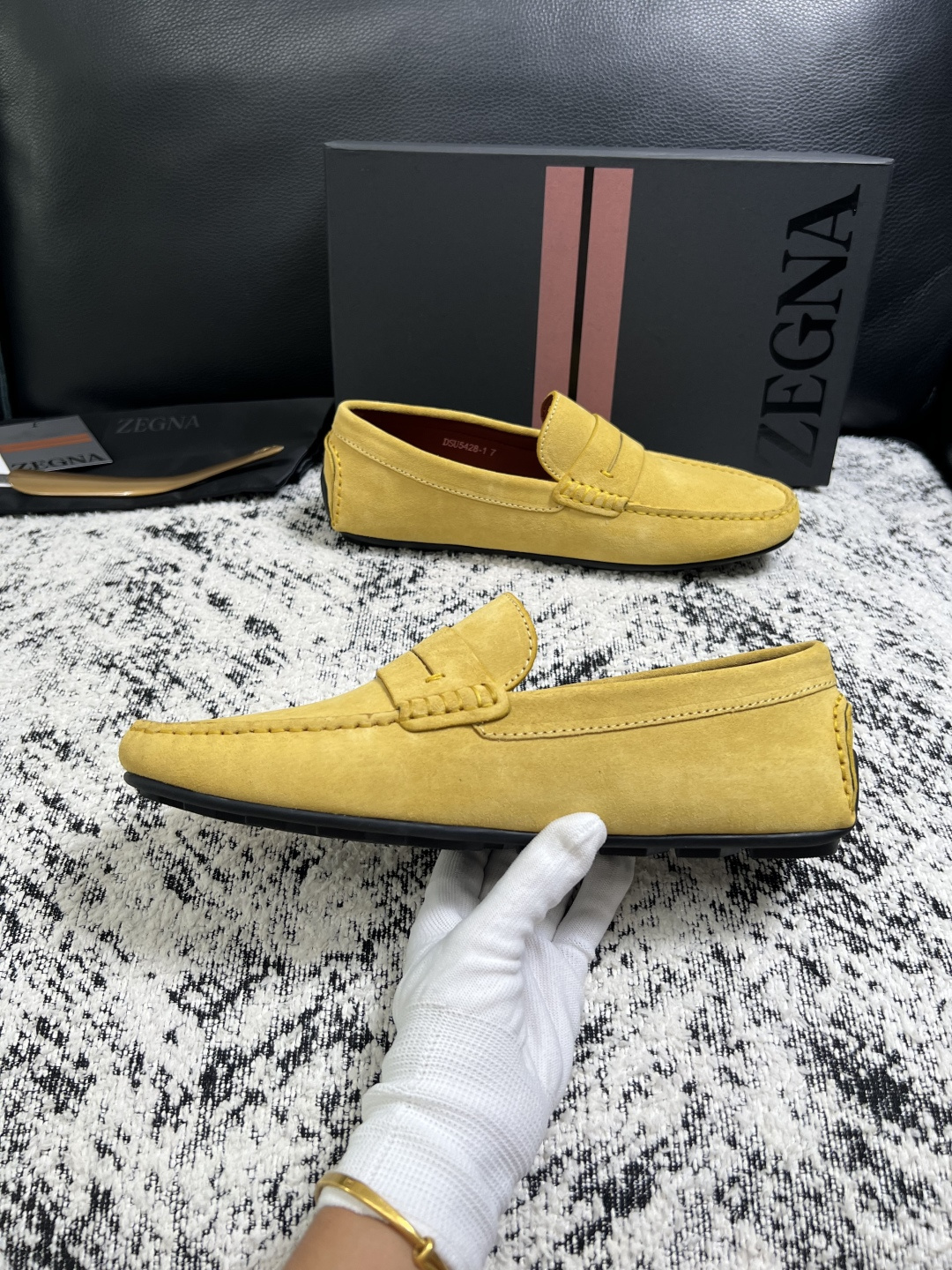 Zegna  高品质  顶级工艺品  杰尼亚  豆豆鞋专柜新款原厂配置，意大利进口牛皮面料，进口牛里垫，