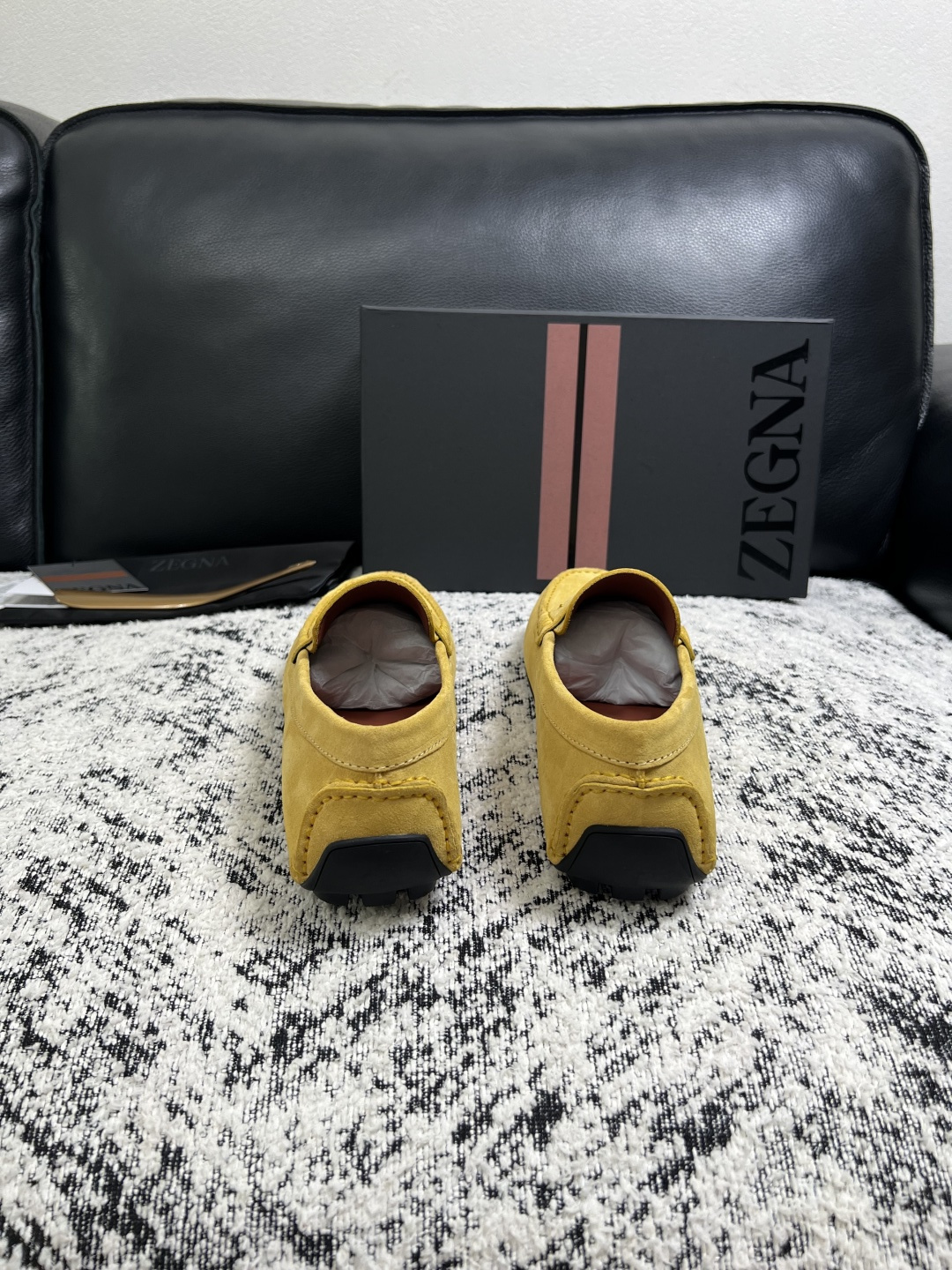 Zegna  高品质  顶级工艺品  杰尼亚  豆豆鞋专柜新款原厂配置，意大利进口牛皮面料，进口牛里垫，