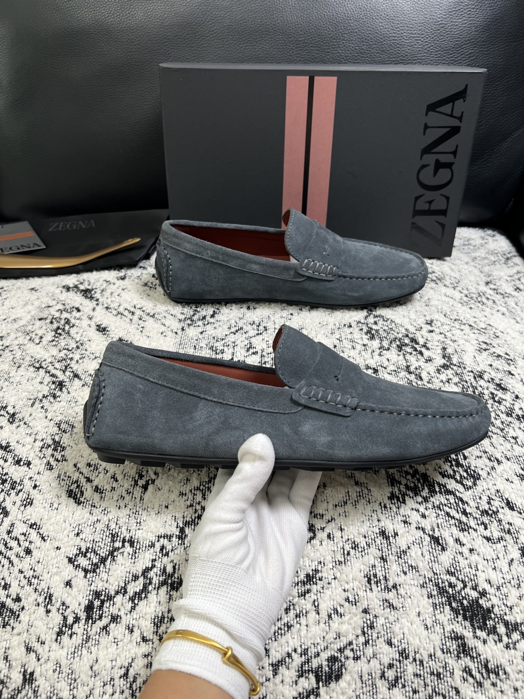 Zegna  高品质  顶级工艺品  杰尼亚  豆豆鞋专柜新款原厂配置，意大利进口牛皮面料，进口牛里垫，