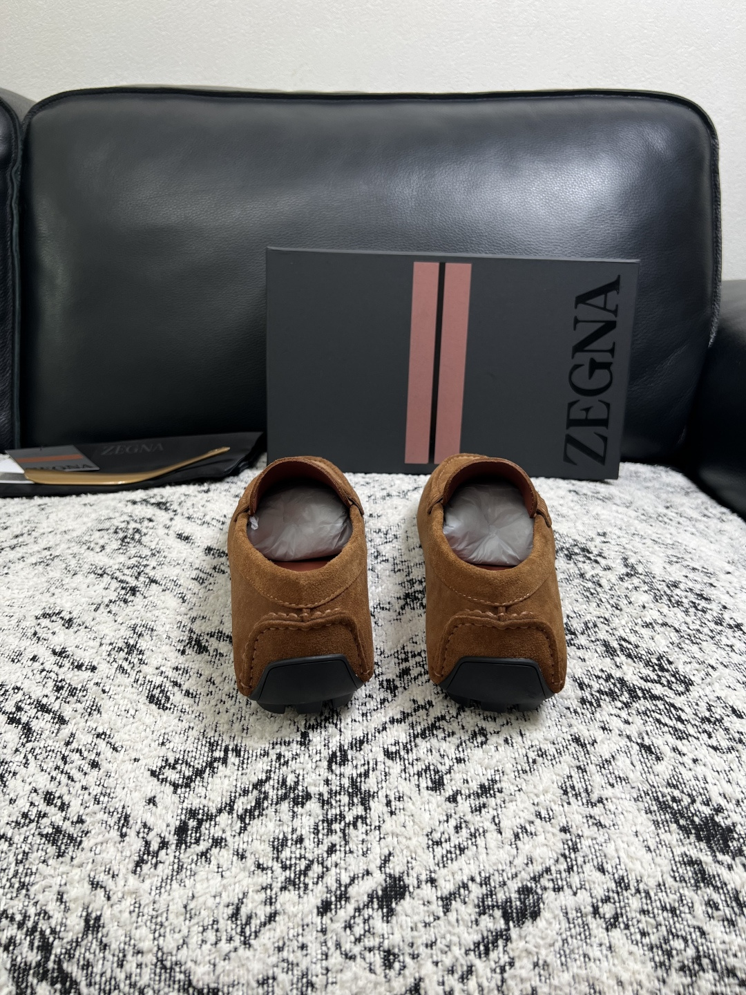 Zegna  高品质  顶级工艺品  杰尼亚  豆豆鞋专柜新款原厂配置，意大利进口牛皮面料，进口牛里垫，