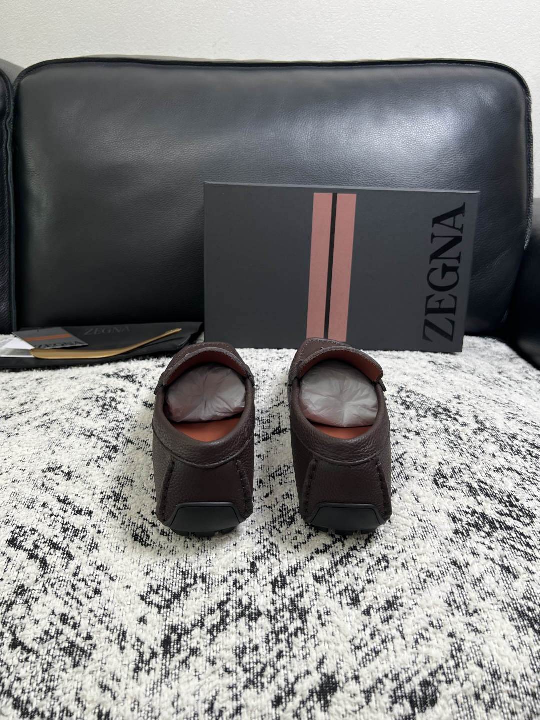 Zegna  高品质  顶级工艺品  杰尼亚  豆豆鞋专柜新款原厂配置，意大利进口牛皮面料，进口牛里垫，