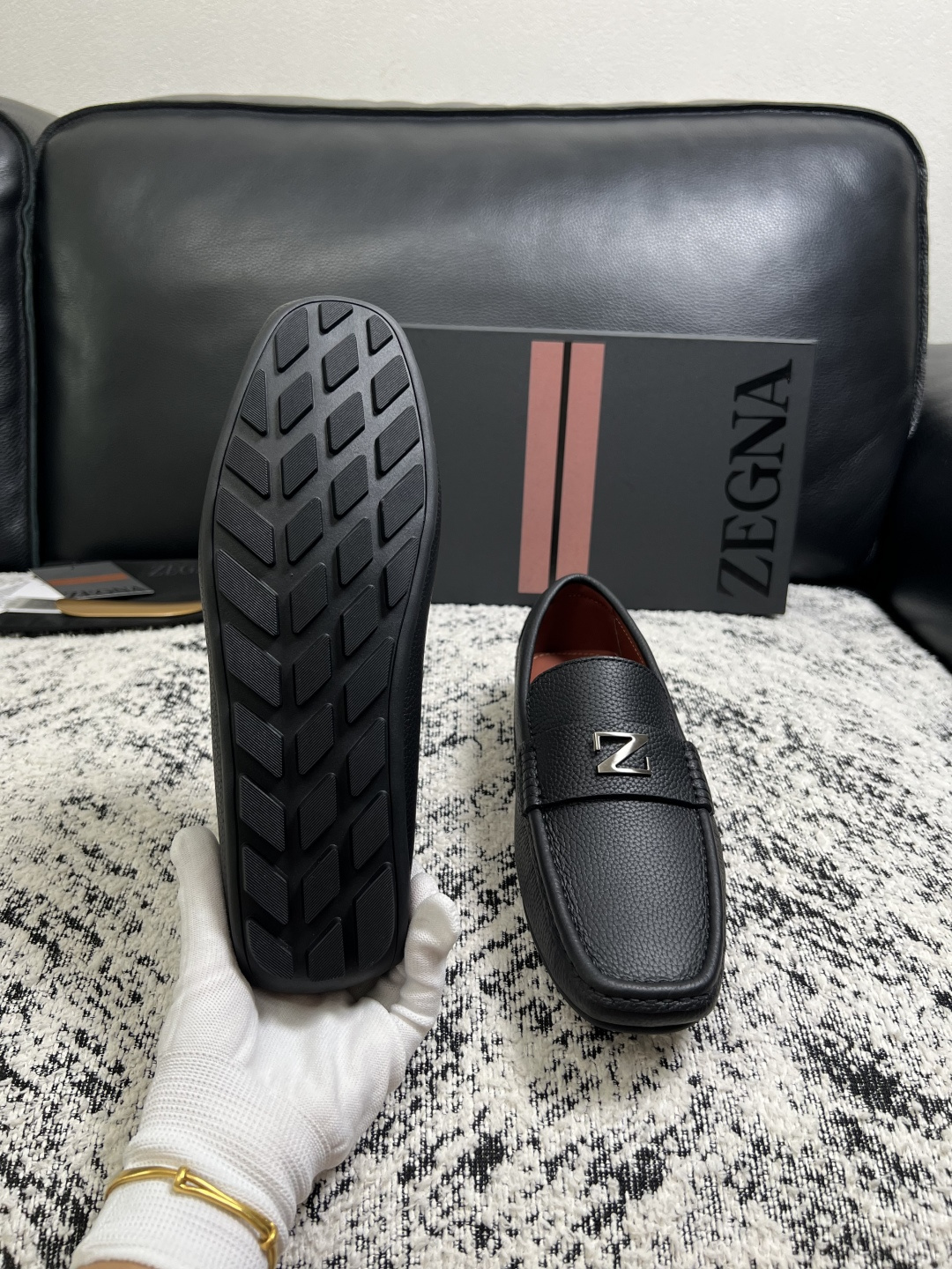 Zegna  高品质  顶级工艺品  杰尼亚  豆豆鞋专柜新款原厂配置，意大利进口牛皮面料，进口牛里垫，
