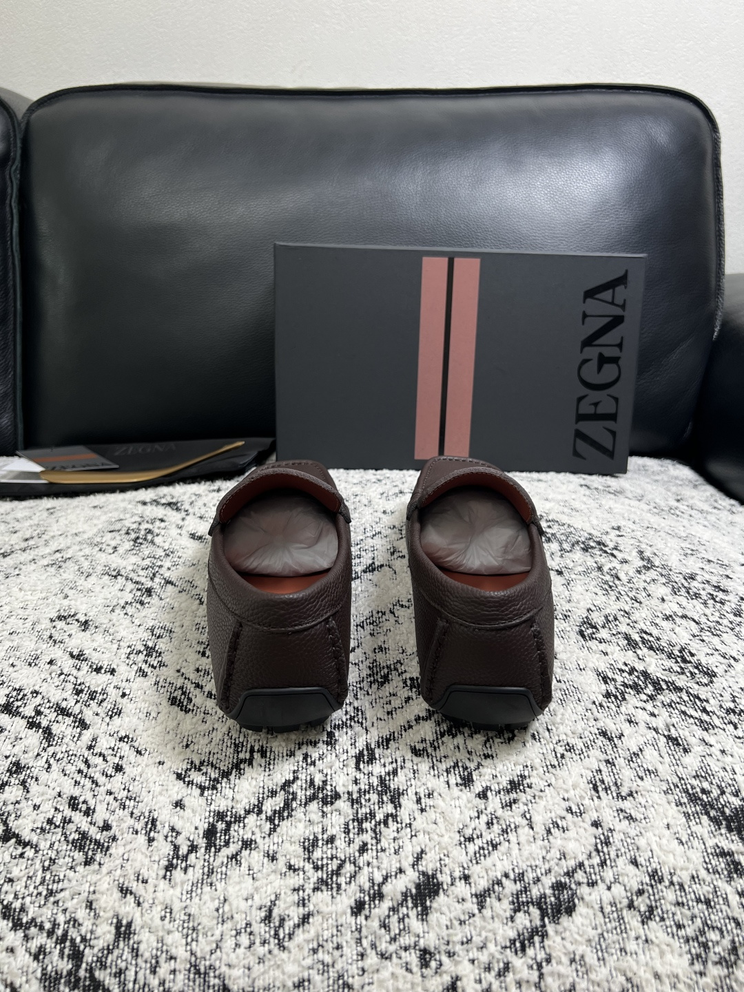 Zegna  高品质  顶级工艺品  杰尼亚  豆豆鞋专柜新款原厂配置，意大利进口牛皮面料，进口牛里垫，