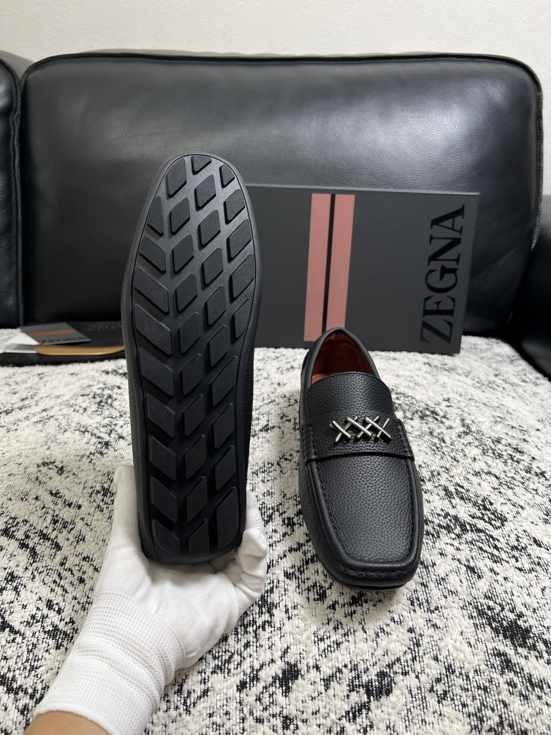 Zegna  高品质  顶级工艺品  杰尼亚  豆豆鞋专柜新款原厂配置，意大利进口牛皮面料，进口牛里垫，