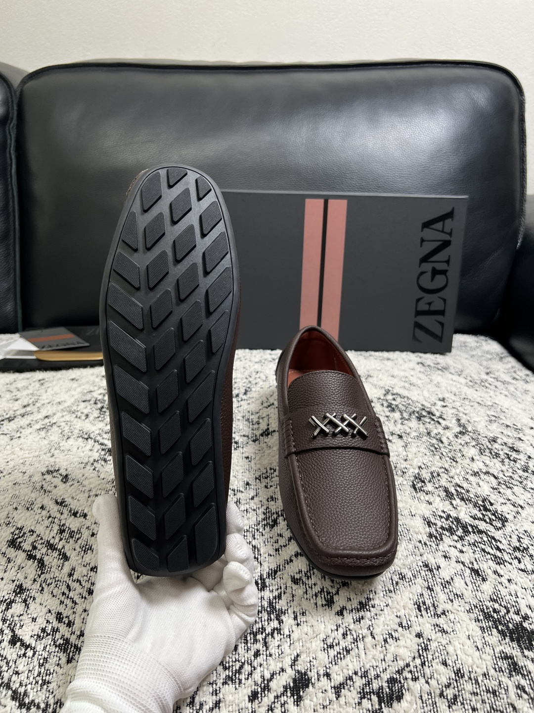 Zegna  高品质  顶级工艺品  杰尼亚  豆豆鞋专柜新款原厂配置，意大利进口牛皮面料，进口牛里垫，