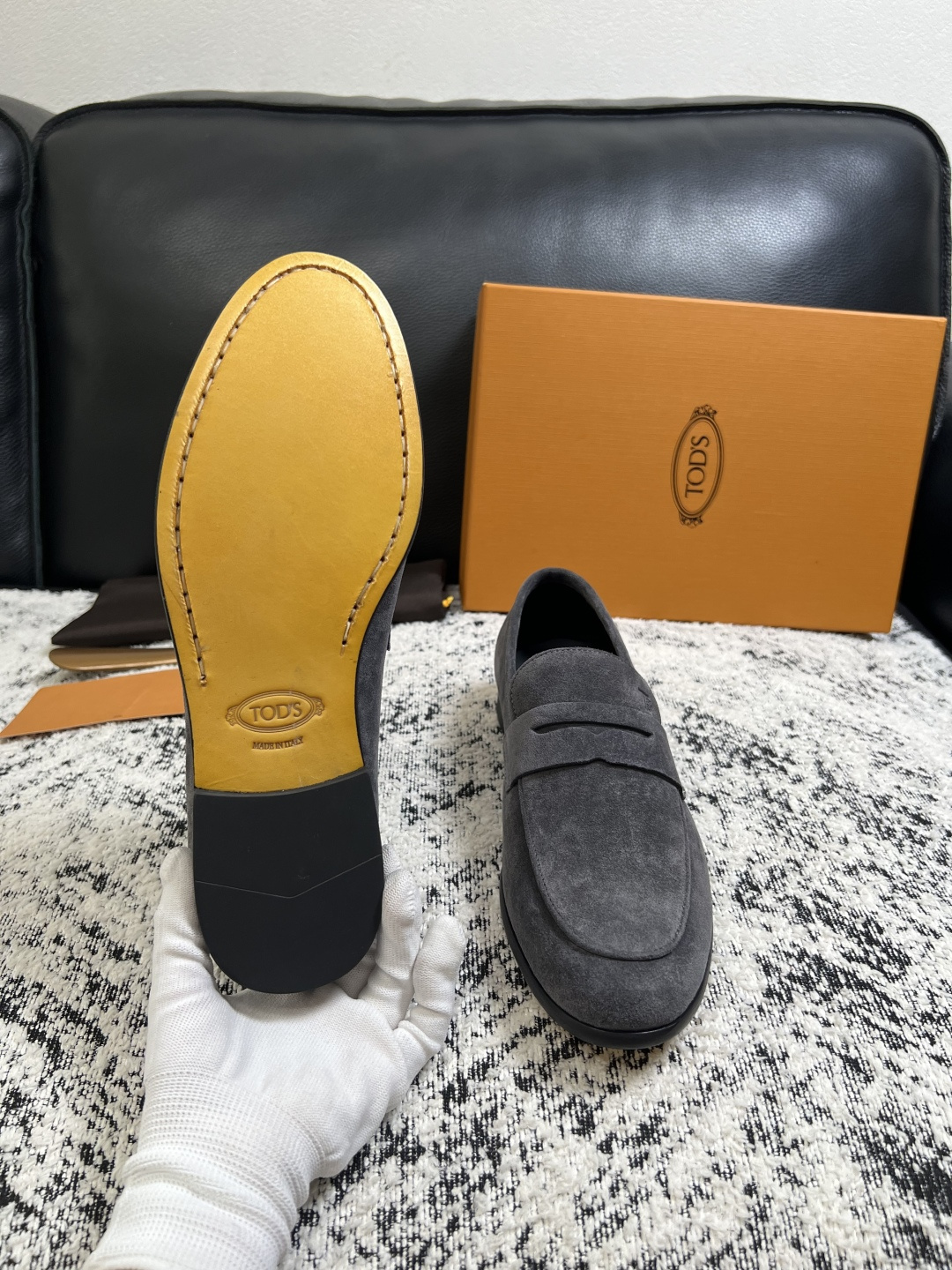 Tods  高品质  顶级工艺品  托德斯  皮鞋专柜新款，原厂配置意大利进口牛皮面料，高品质复杂拼接工