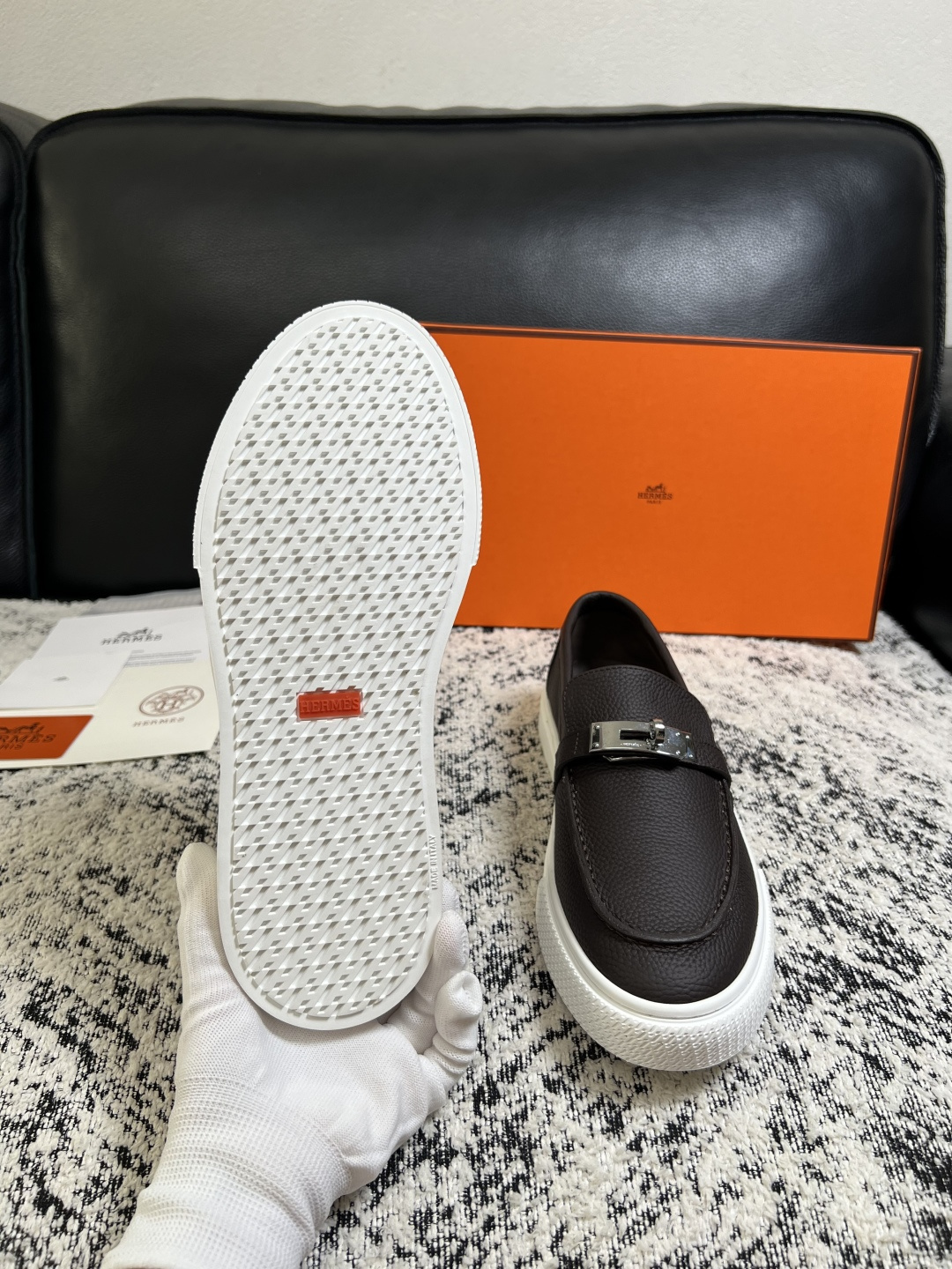 Hermes  高品质  顶级工艺品  爱马仕 专柜同步发售原厂配置，意大利进口原版牛皮面料，高品质拼接工艺，全进口水染
