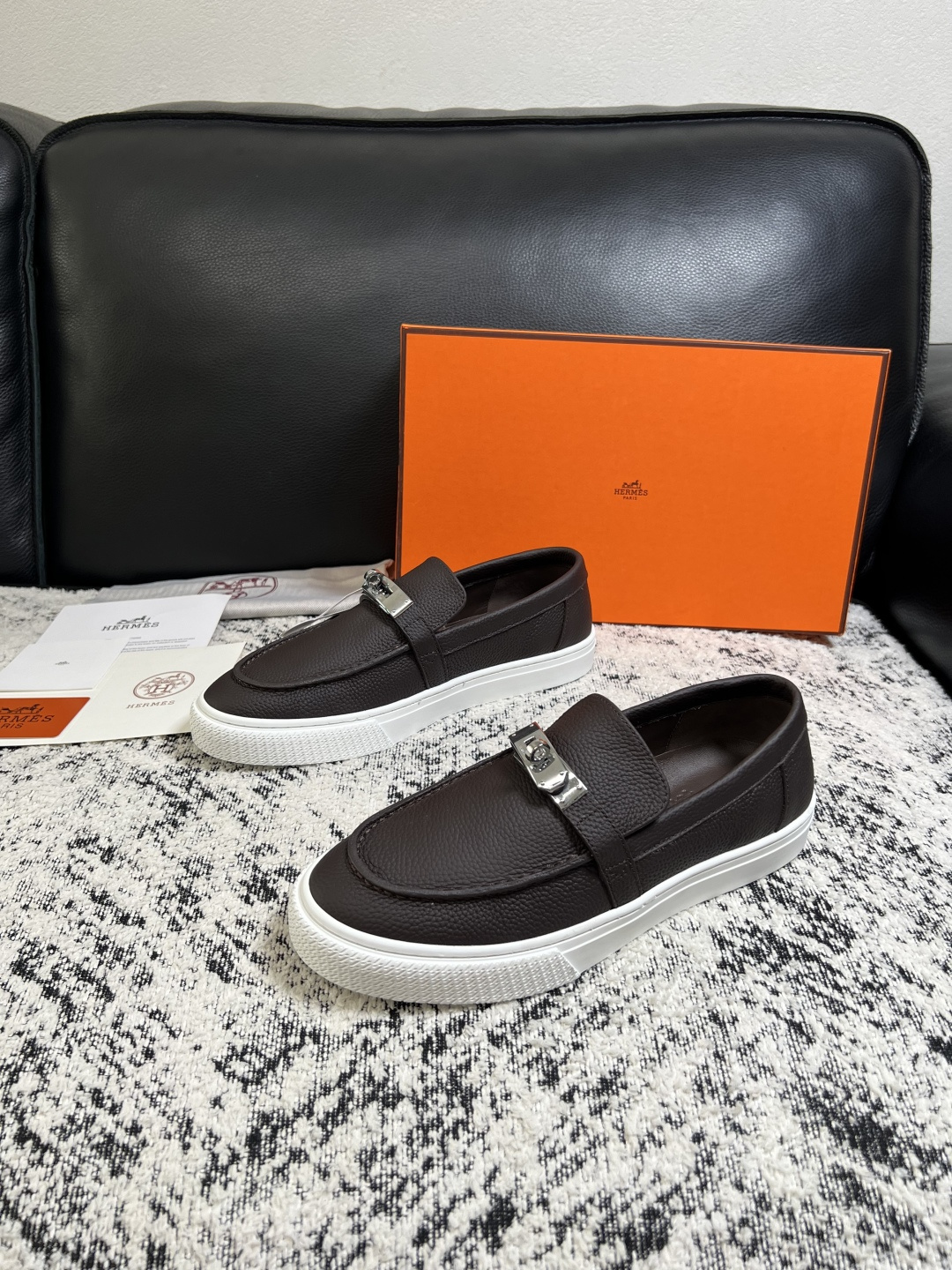 Hermes  高品质  顶级工艺品  爱马仕 专柜同步发售原厂配置，意大利进口原版牛皮面料，高品质拼接工艺，全进口水染