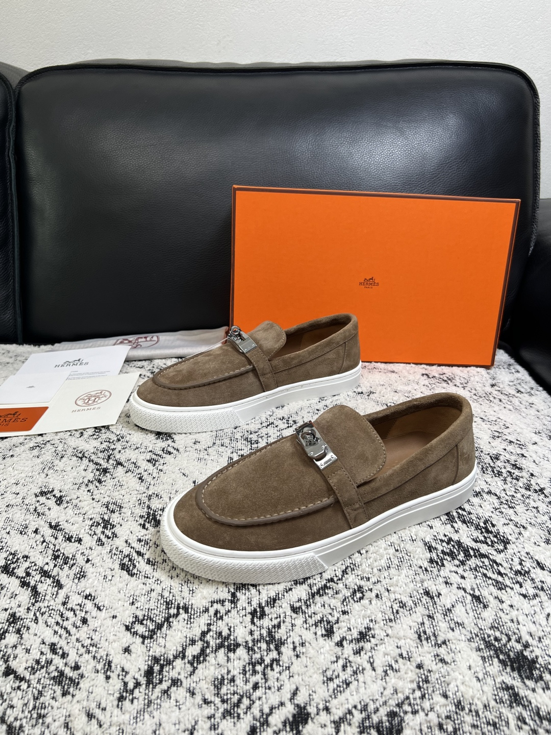Hermes  高品质  顶级工艺品  爱马仕 专柜同步发售原厂配置，意大利进口原版牛皮面料，高品质拼接工艺，全进口水染