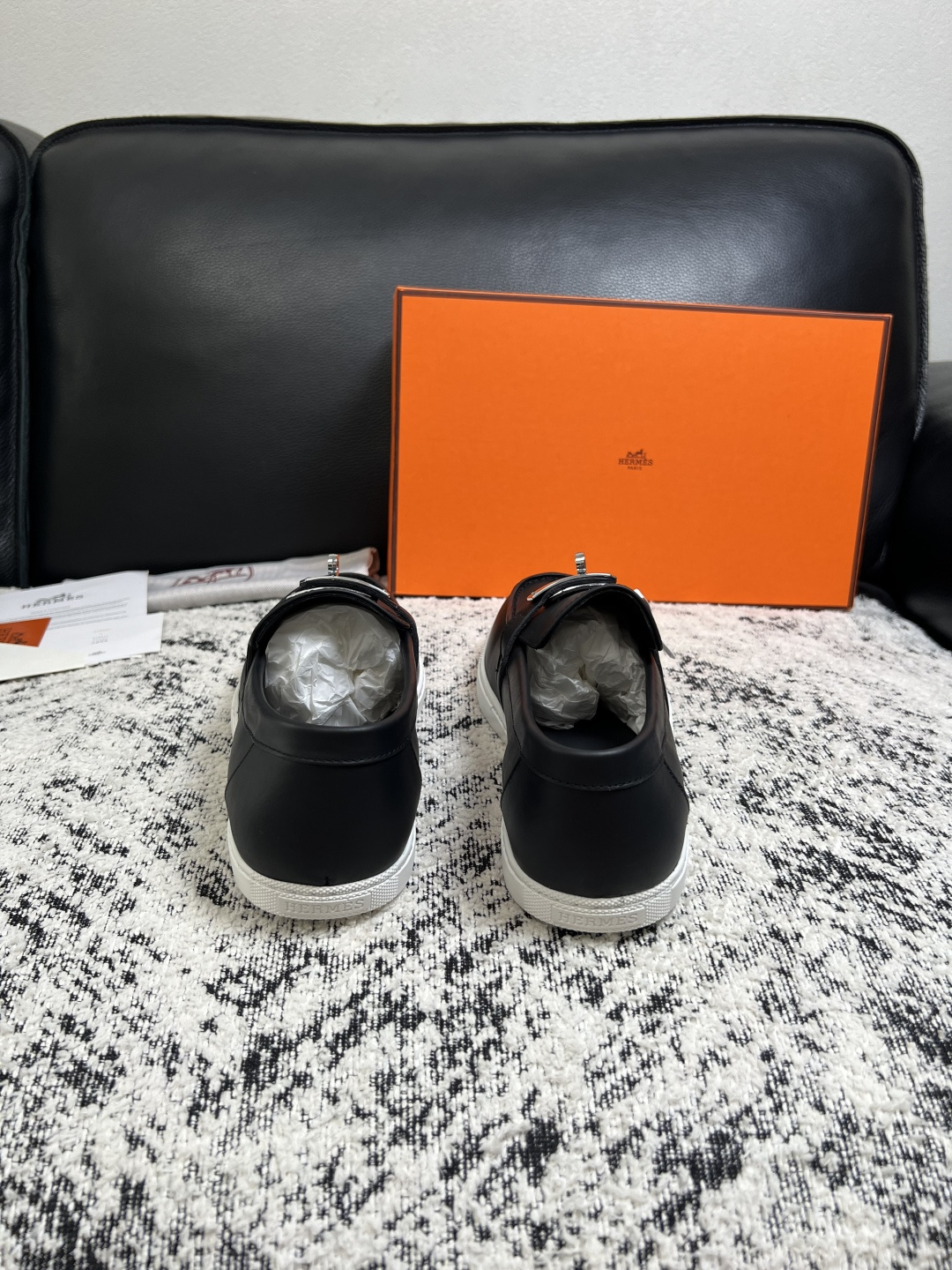 Hermes  高品质  顶级工艺品  爱马仕 专柜同步发售原厂配置，意大利进口原版牛皮面料，高品质拼接工艺，全进口水染