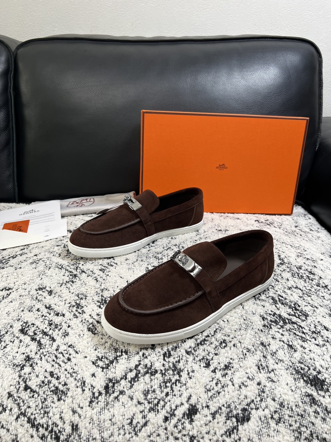 Hermes  高品质  顶级工艺品  爱马仕 专柜同步发售原厂配置，意大利进口原版牛皮面料，高品质拼接工艺，全进口水染
