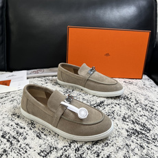 Hermes 高品质 顶级工艺品 爱马仕 专柜同步发售原厂配置,意大利进口原版牛皮面料,高品质拼接工艺,全进口水染 Hermes 高品质 顶级工艺品 爱马仕 专柜同步发售原厂配置,意大利进口原版牛皮面料,高品质拼接工艺,全进口水染