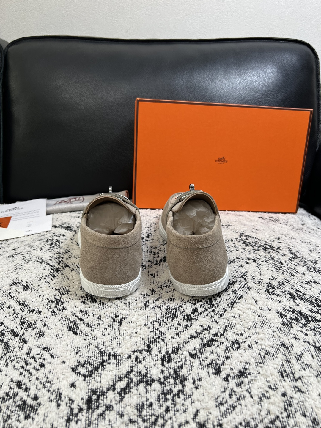 Hermes  高品质  顶级工艺品  爱马仕 专柜同步发售原厂配置，意大利进口原版牛皮面料，高品质拼接工艺，全进口水染