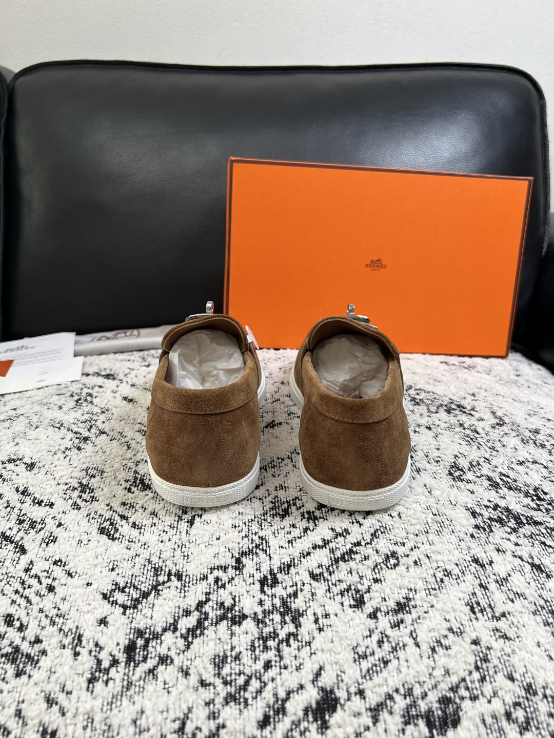 Hermes  高品质  顶级工艺品  爱马仕 专柜同步发售原厂配置，意大利进口原版牛皮面料，高品质拼接工艺，全进口水染
