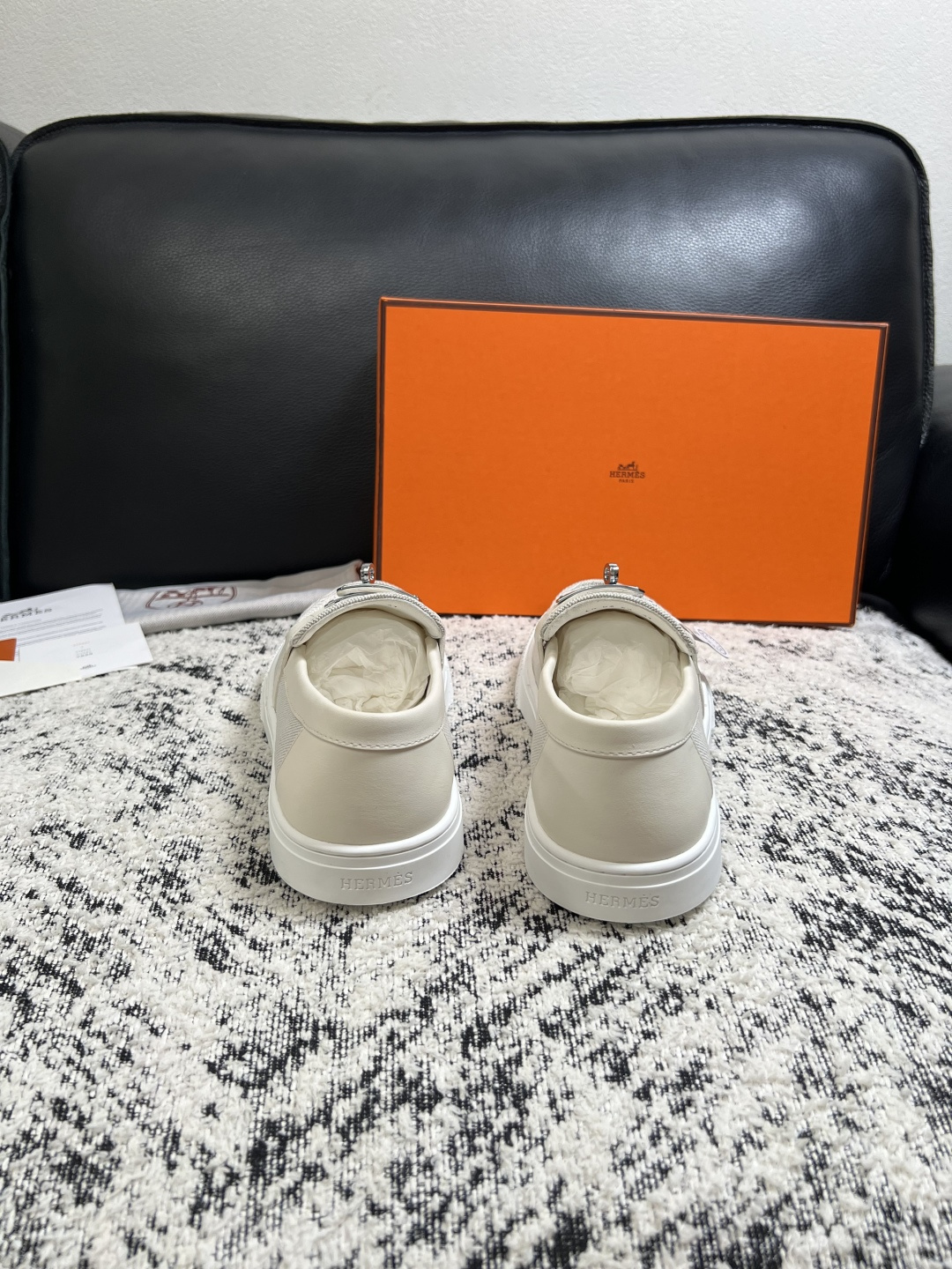 Hermes  高品质  顶级工艺品  爱马仕 专柜同步发售原厂配置，意大利进口原版牛皮面料，高品质拼接工艺，全进口水染