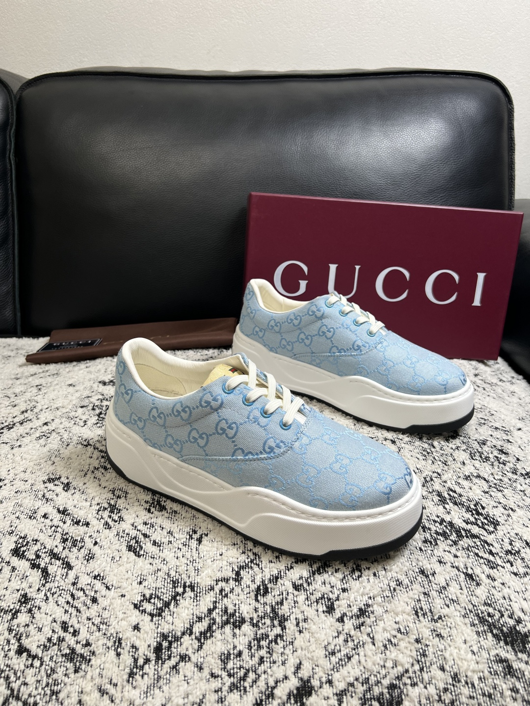 Gucci 高品质 顶级工艺品 古奇 专柜新款原厂配置,意大利进口牛皮面料,进口牛皮内里垫,透气舒适,鞋底:原厂特 Gucci 高品质 顶级工艺品 古奇 专柜新款原厂配置,意大利进口牛皮面料,进口牛皮内里垫,透气舒适,鞋底:原厂特