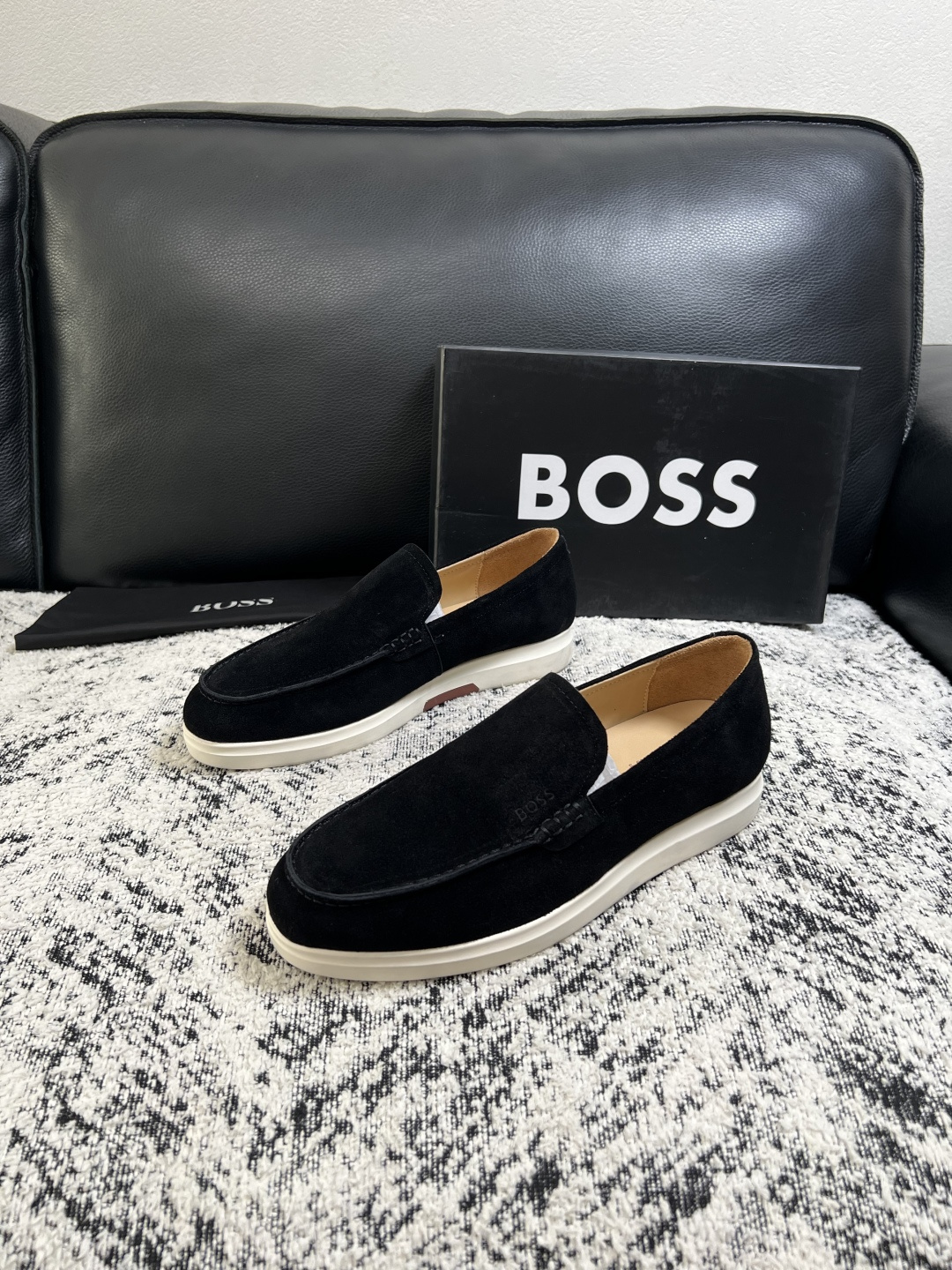 BOSS 高品质 顶级工艺品 博斯 专柜同步原厂配置,意大利进口牛皮面料牛内里垫,高品质拼接复杂工艺,透气舒适 鞋 BOSS 高品质 顶级工艺品 博斯 专柜同步原厂配置,意大利进口牛皮面料牛内里垫,高品质拼接复杂工艺,透气舒适 鞋