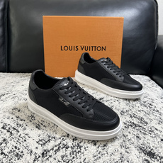 Lv 高品质 顶级工艺品 路易威登,运动板鞋专柜同步,鞋面意大利进口,高品质拼接缤纷色彩复杂工艺品,进口牛皮里垫柔 Lv 高品质 顶级工艺品 路易威登,运动板鞋专柜同步,鞋面意大利进口,高品质拼接缤纷色彩复杂工艺品,进口牛皮里垫柔