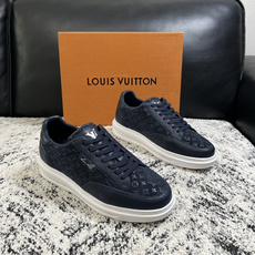 Lv 高品质 顶级工艺品 路易威登,运动板鞋专柜同步,鞋面意大利进口,高品质拼接缤纷色彩复杂工艺品,进口牛皮里垫柔 Lv 高品质 顶级工艺品 路易威登,运动板鞋专柜同步,鞋面意大利进口,高品质拼接缤纷色彩复杂工艺品,进口牛皮里垫柔