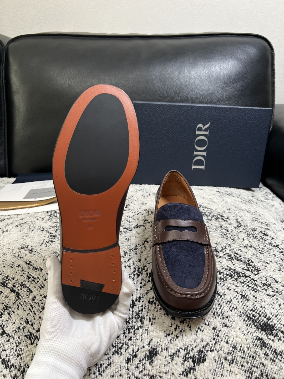 Dior  高品质  顶级工艺品  迪奥  皮鞋系列专柜同步原厂配置，意大利进口牛皮，全进口水染牛皮里垫，鞋底：原厂特供