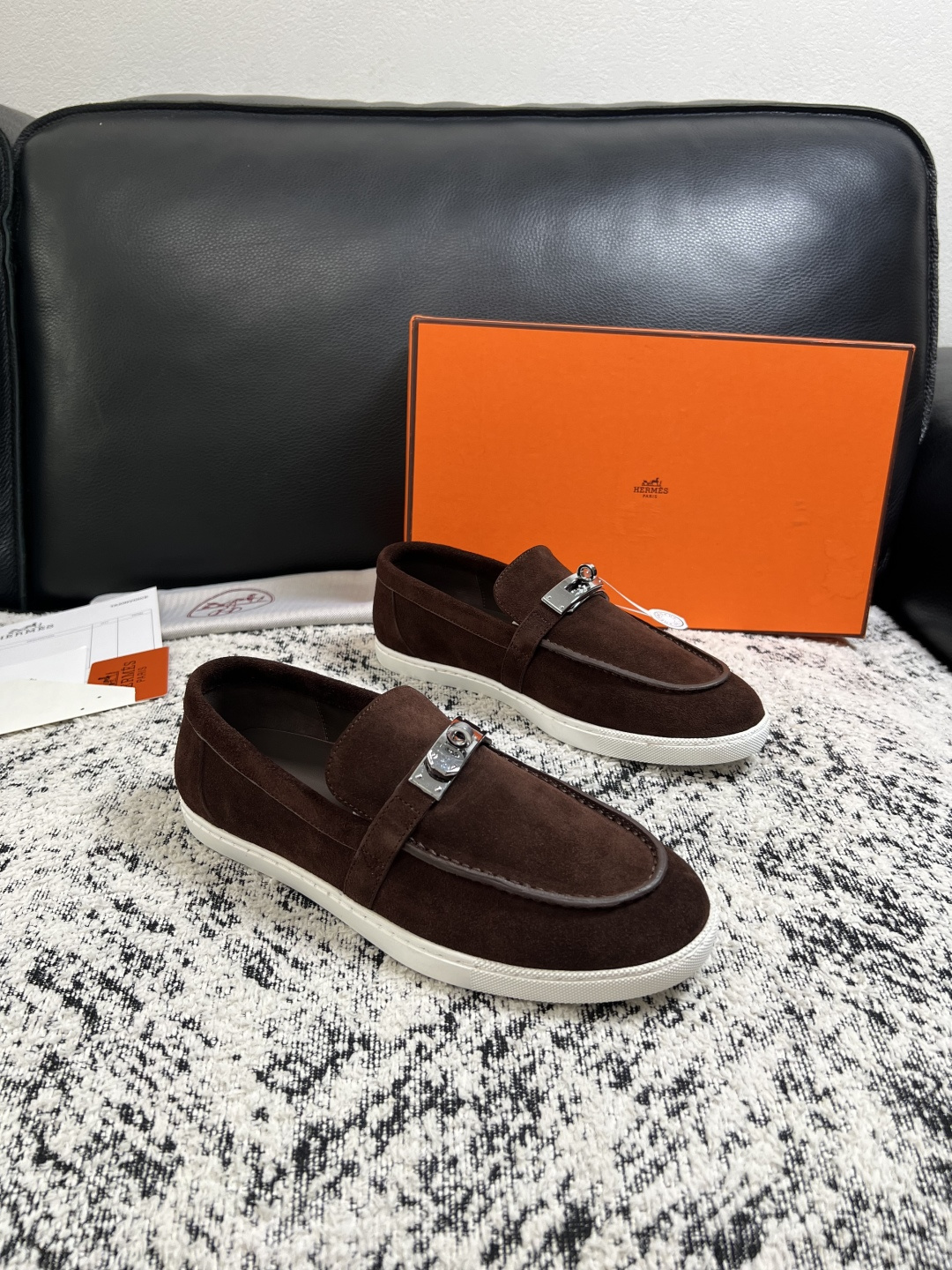 Hermes 高品质 顶级工艺品 爱马仕 专柜同步发售原厂配置,意大利进口原版牛皮面料,高品质拼接工艺,全进口水染 Hermes 高品质 顶级工艺品 爱马仕 专柜同步发售原厂配置,意大利进口原版牛皮面料,高品质拼接工艺,全进口水染