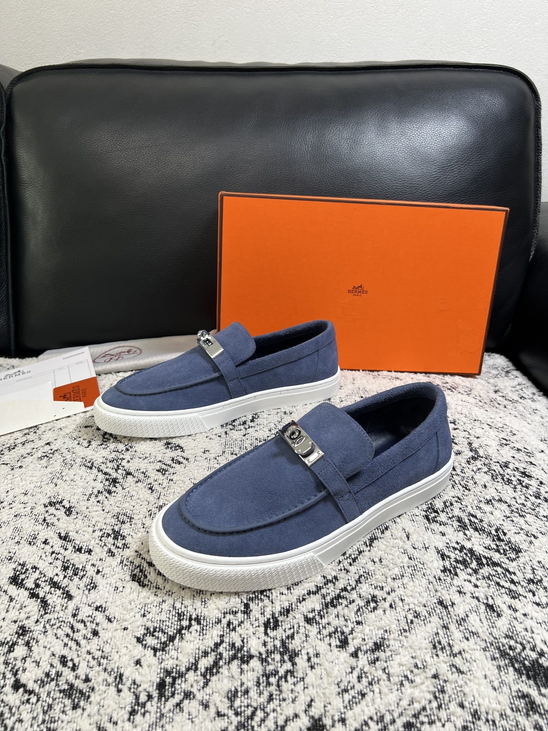 Hermes  高品质  顶级工艺品  爱马仕 专柜同步发售原厂配置，意大利进口原版牛皮面料，高品质拼接工艺，全进口水染