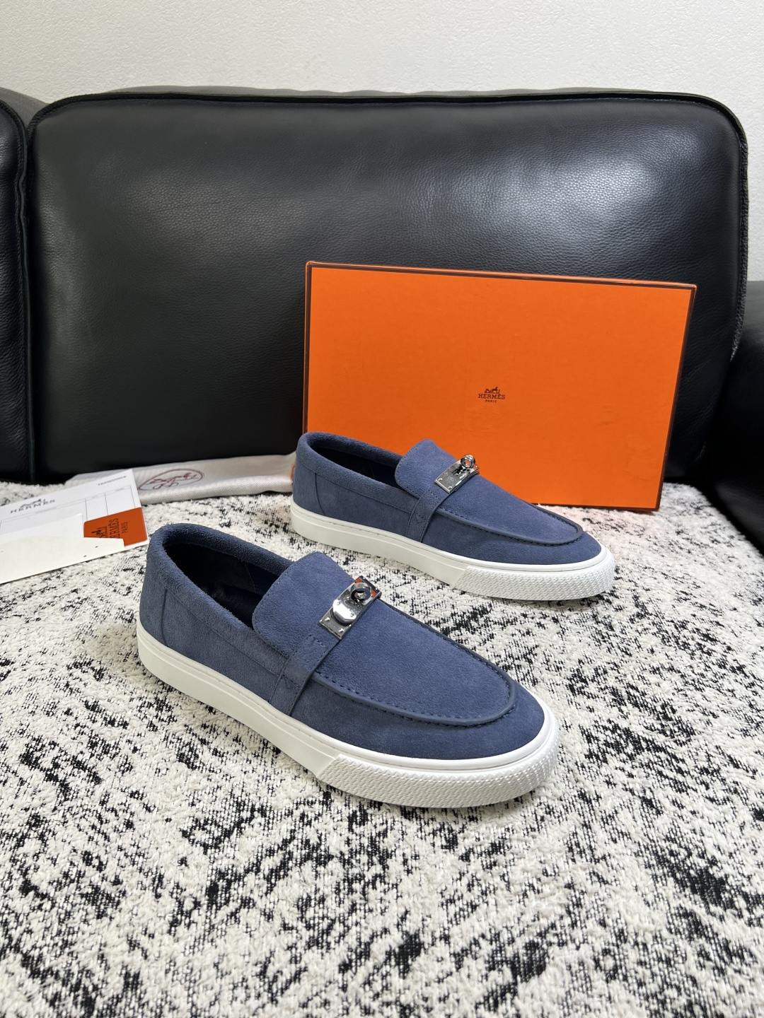 Hermes 高品质 顶级工艺品 爱马仕 专柜同步发售原厂配置,意大利进口原版牛皮面料,高品质拼接工艺,全进口水染 Hermes 高品质 顶级工艺品 爱马仕 专柜同步发售原厂配置,意大利进口原版牛皮面料,高品质拼接工艺,全进口水染