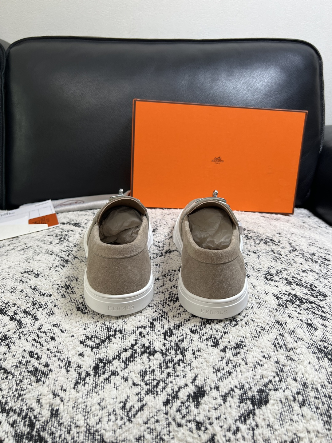 Hermes  高品质  顶级工艺品  爱马仕 专柜同步发售原厂配置，意大利进口原版牛皮面料，高品质拼接工艺，全进口水染