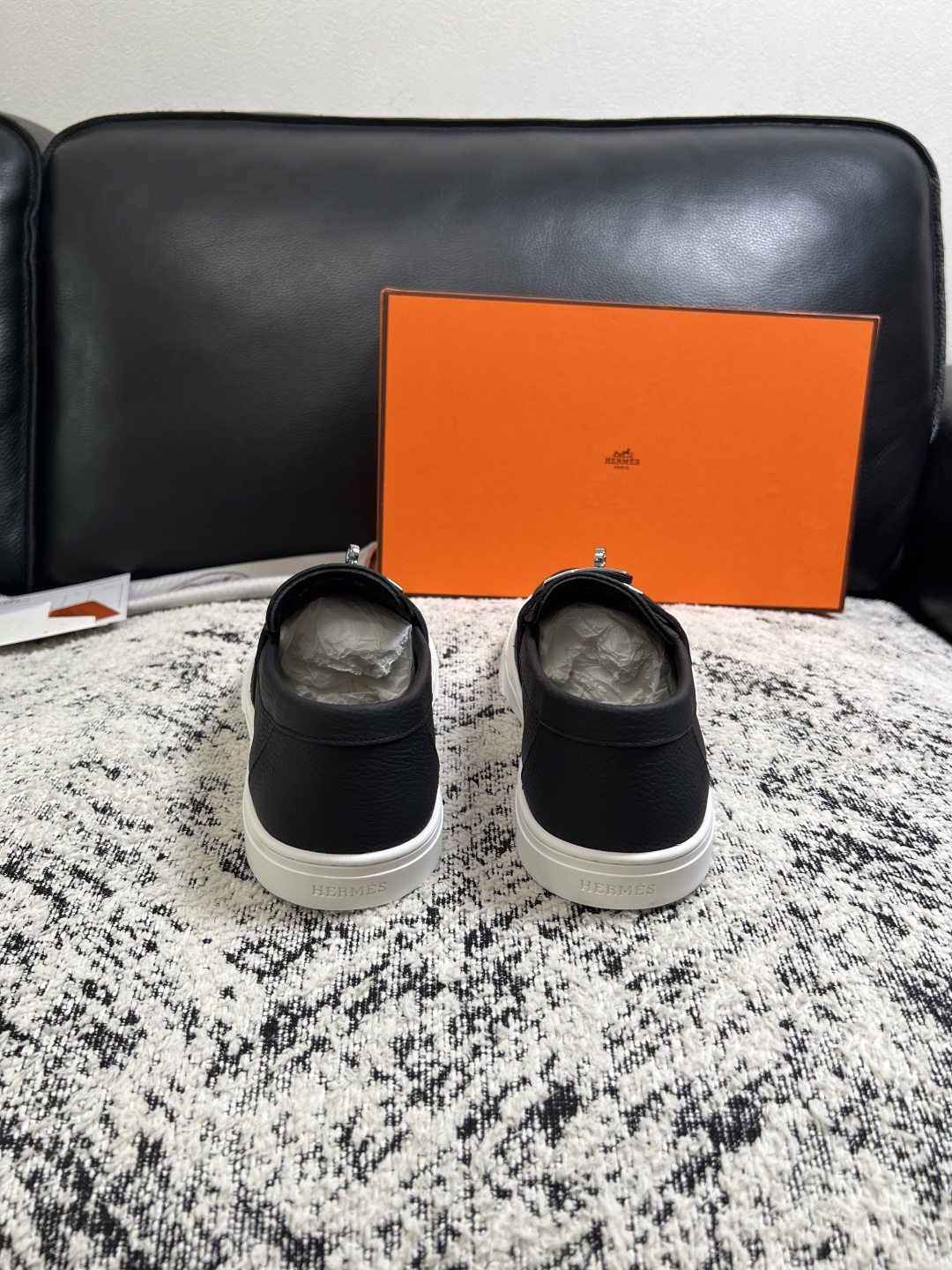 Hermes  高品质  顶级工艺品  爱马仕 专柜同步发售原厂配置，意大利进口原版牛皮面料，高品质拼接工艺，全进口水染
