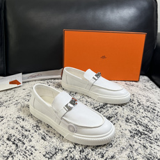 Hermes 高品质 顶级工艺品 爱马仕 专柜同步发售原厂配置,意大利进口原版牛皮面料,高品质拼接工艺,全进口水染 Hermes 高品质 顶级工艺品 爱马仕 专柜同步发售原厂配置,意大利进口原版牛皮面料,高品质拼接工艺,全进口水染