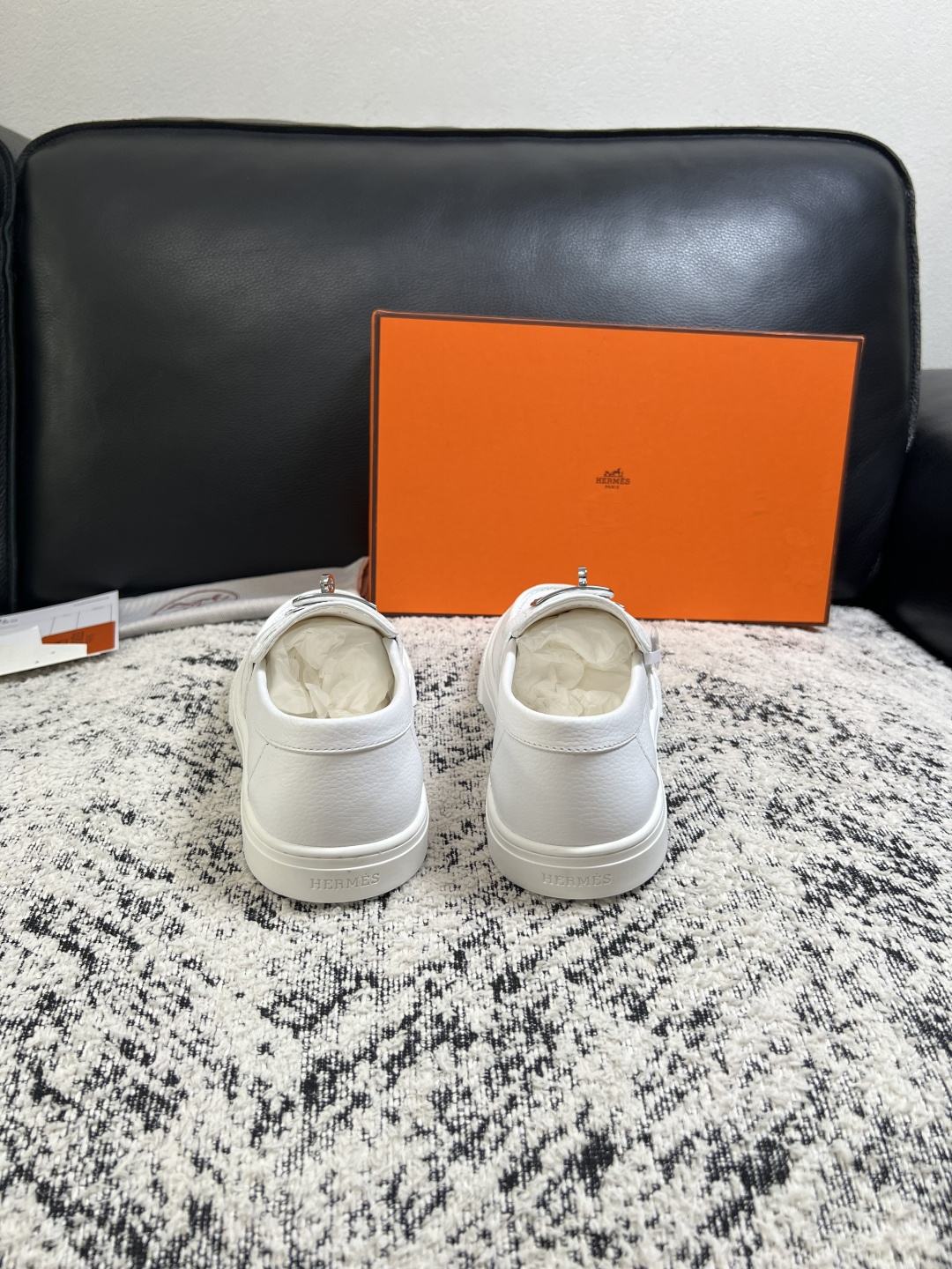 Hermes  高品质  顶级工艺品  爱马仕 专柜同步发售原厂配置，意大利进口原版牛皮面料，高品质拼接工艺，全进口水染