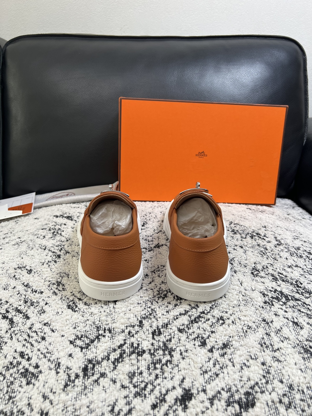 Hermes  高品质  顶级工艺品  爱马仕 专柜同步发售原厂配置，意大利进口原版牛皮面料，高品质拼接工艺，全进口水染