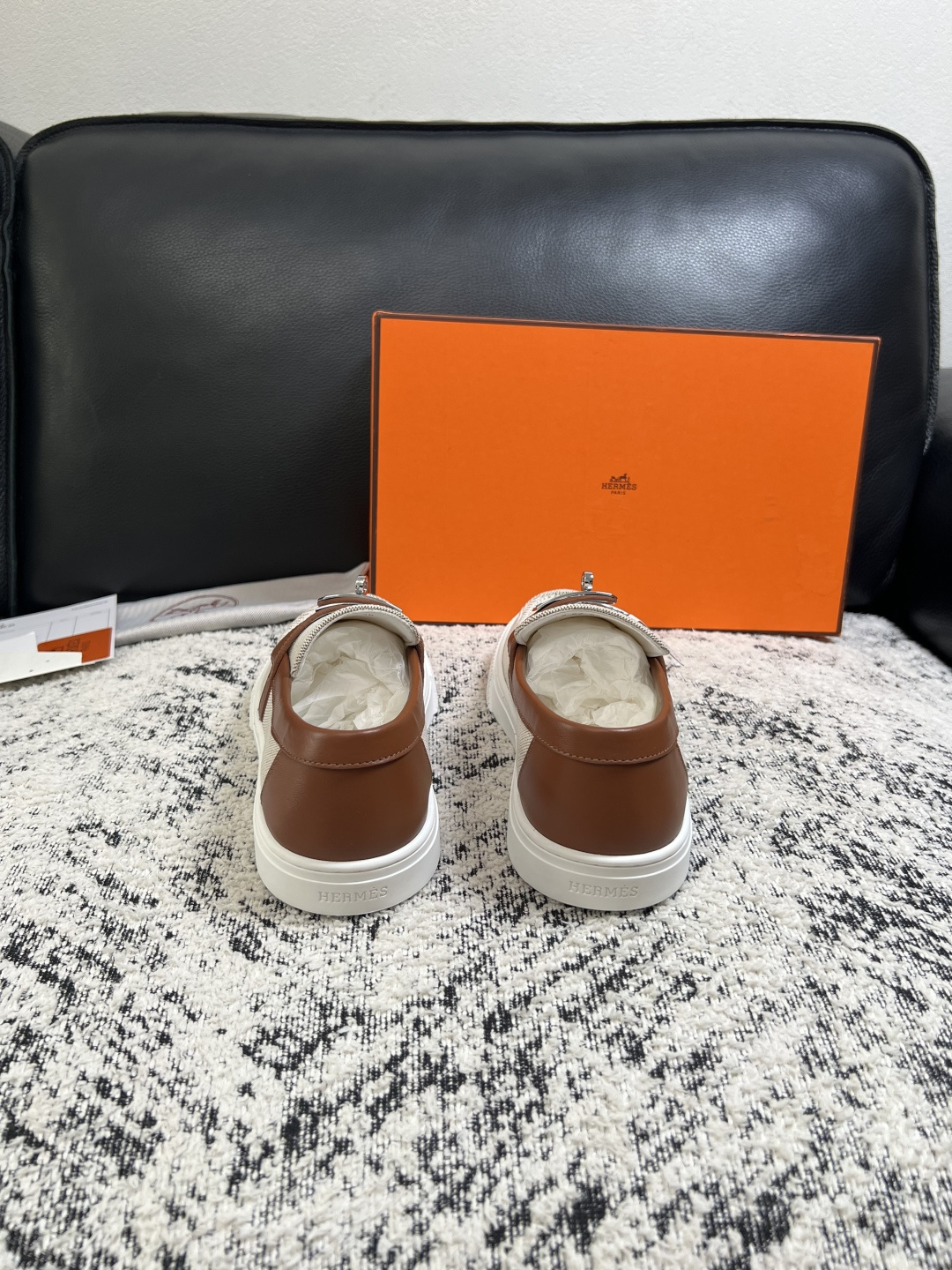 Hermes  高品质  顶级工艺品  爱马仕 专柜同步发售原厂配置，意大利进口原版牛皮面料，高品质拼接工艺，全进口水染