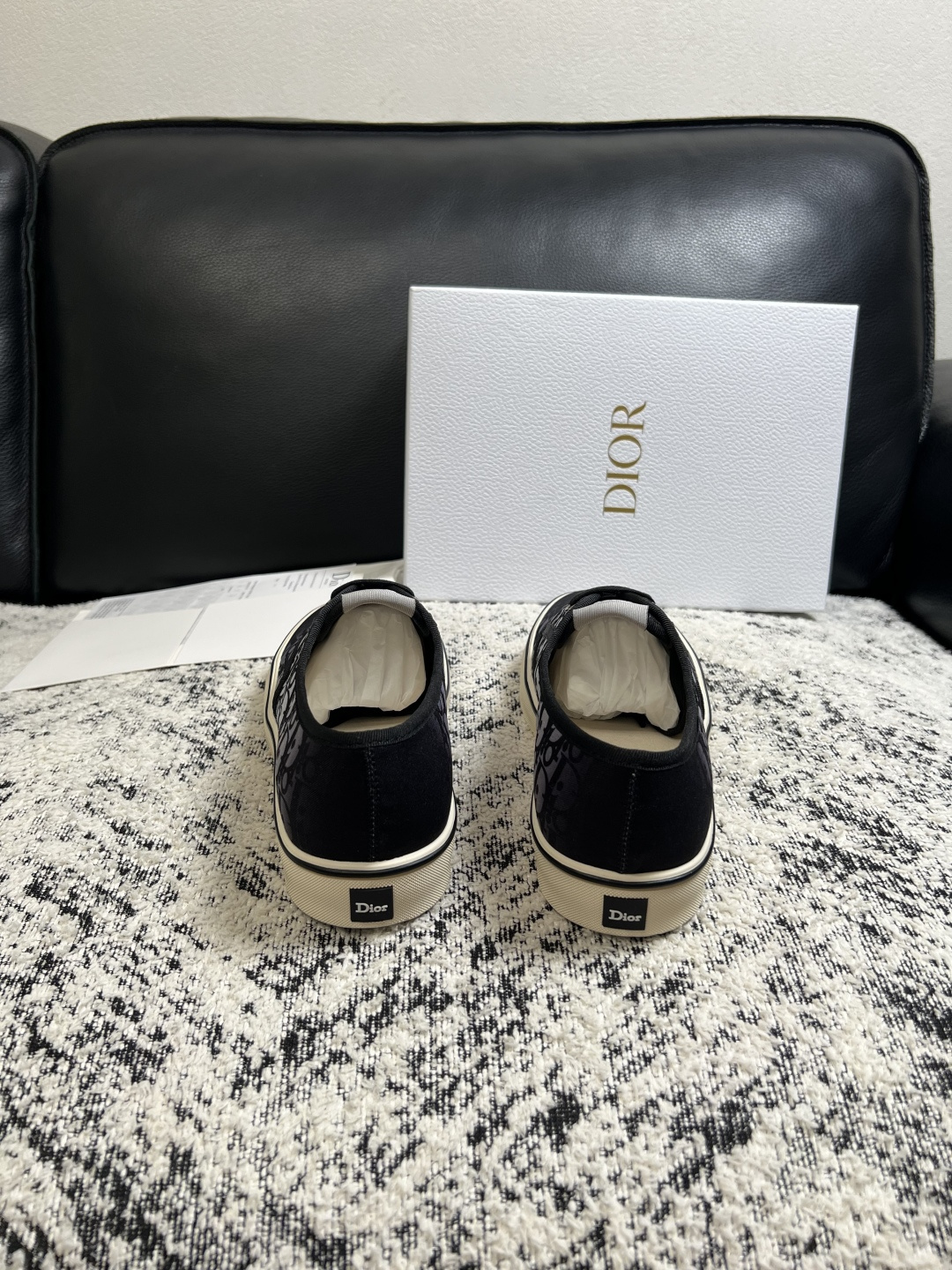 Dior 顶级工艺品 迪奥  专柜同步 原厂配置，意大利进口原版牛皮面料，透气舒适进口水染牛里垫，鞋底：原厂特供原版底超
