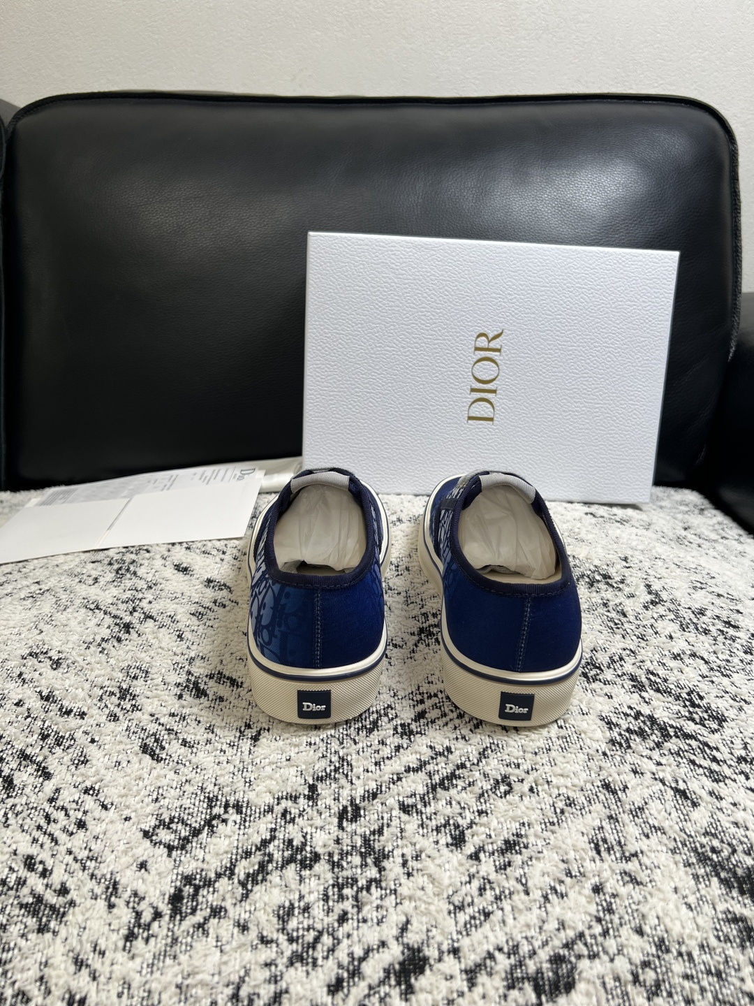 Dior 顶级工艺品 迪奥  专柜同步 原厂配置，意大利进口原版牛皮面料，透气舒适进口水染牛里垫，鞋底：原厂特供原版底超