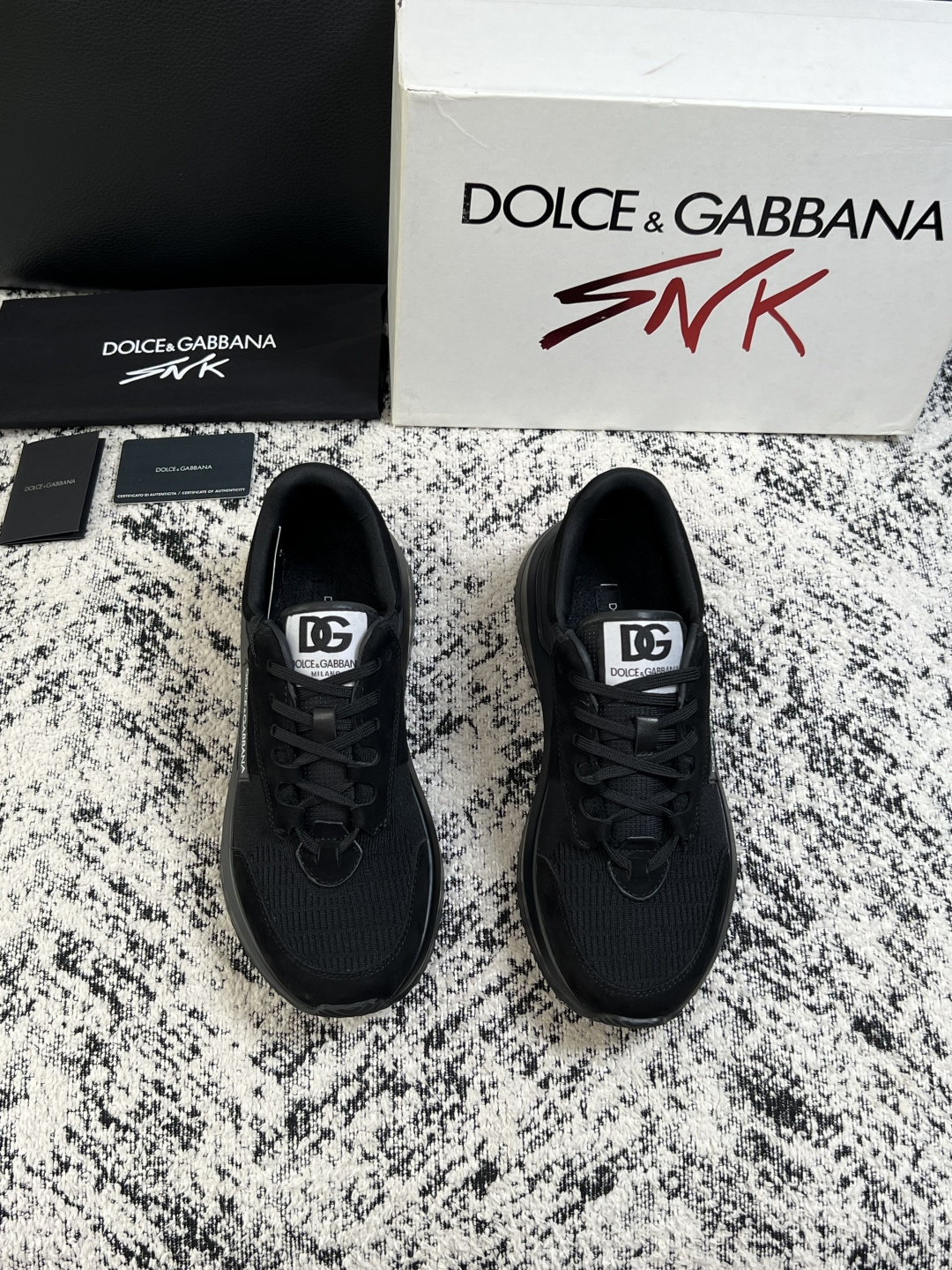 Dolce & Gabbana   高品质  顶级工艺品  杜嘉班纳 爆款专柜新品同步，鞋面意大利进口牛皮面料，高品质复