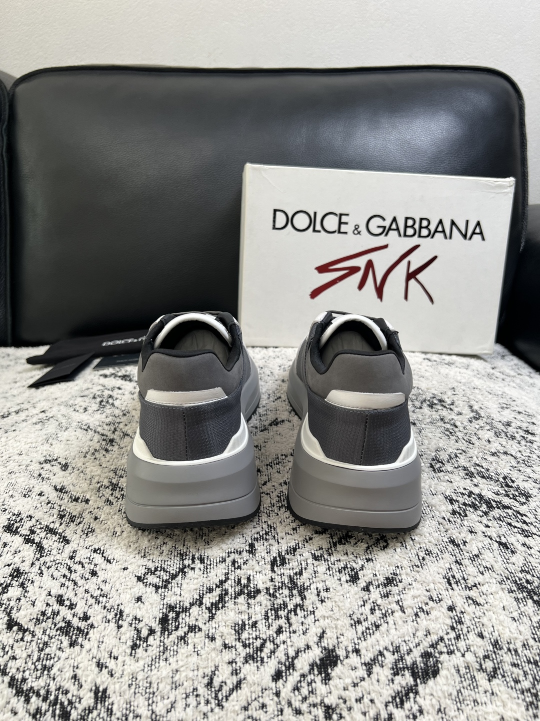 Dolce & Gabbana   高品质  顶级工艺品  杜嘉班纳 爆款专柜新品同步，鞋面意大利进口牛皮面料，高品质复