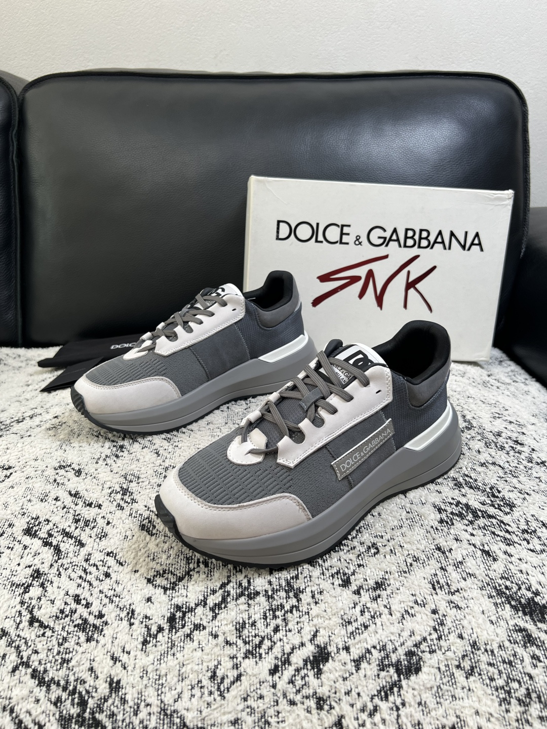Dolce & Gabbana   高品质  顶级工艺品  杜嘉班纳 爆款专柜新品同步，鞋面意大利进口牛皮面料，高品质复