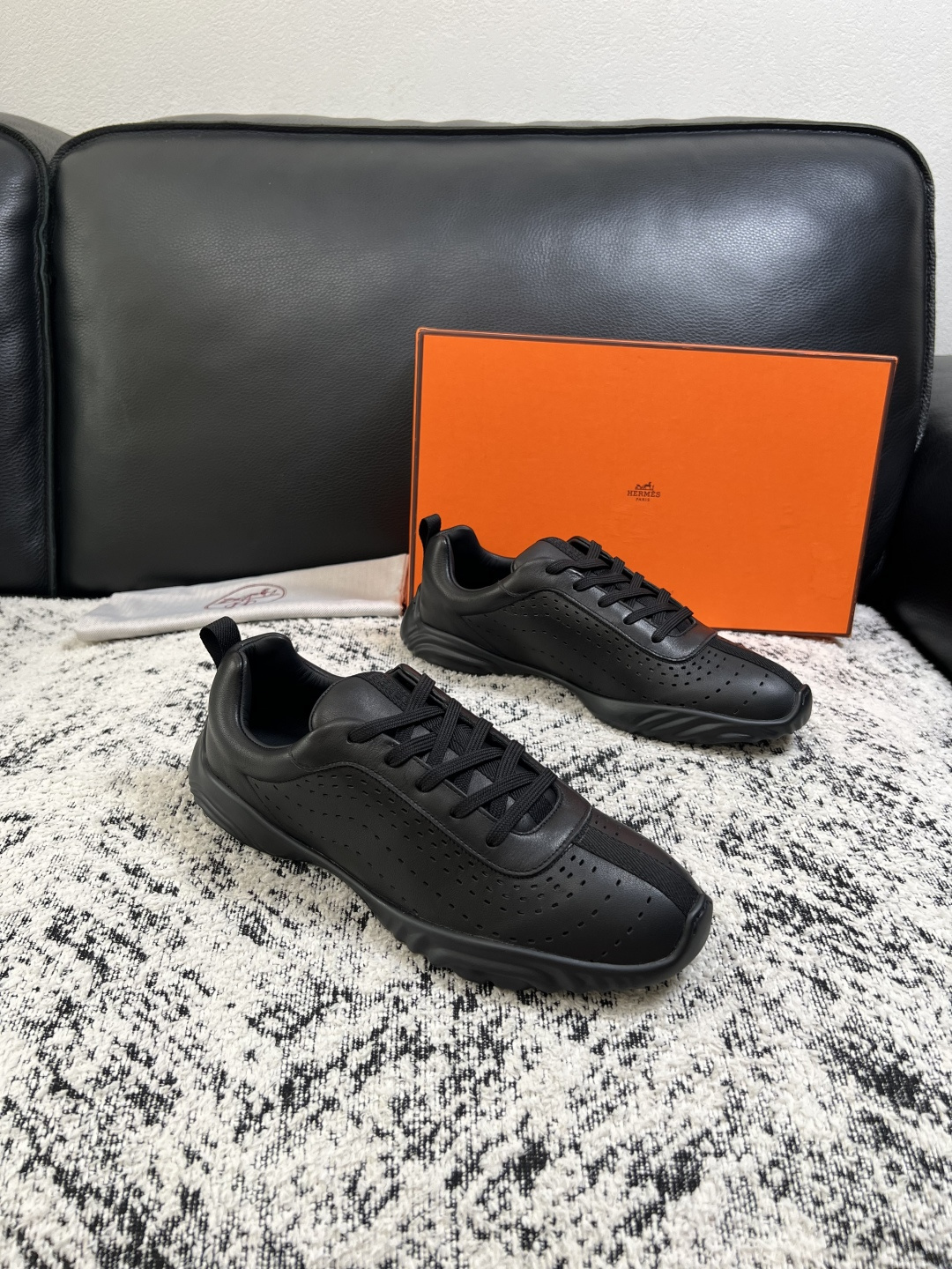 Hermes 高品质 顶级工艺品 爱马仕 专柜同步发售原厂配置,意大利进口原版牛皮面料,高品质拼接工艺,全进口水染 Hermes 高品质 顶级工艺品 爱马仕 专柜同步发售原厂配置,意大利进口原版牛皮面料,高品质拼接工艺,全进口水染