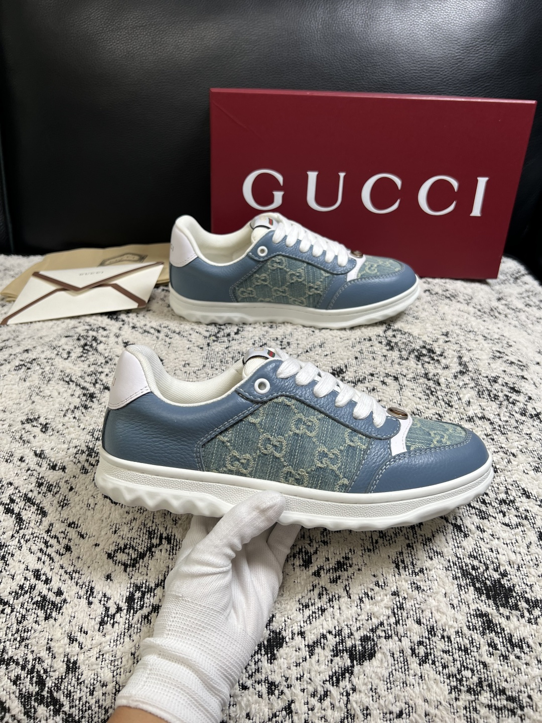 Gucci 高品质  顶级工艺品  古奇  专柜新款原厂配置，意大利进口牛皮面料，进口牛皮内里垫，透气舒适，鞋底：原厂特