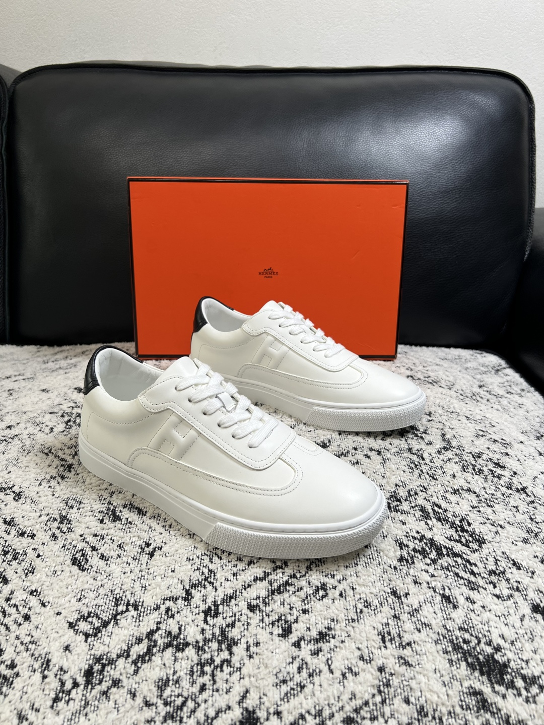 Hermes 高品质 顶级工艺品 爱马仕 专柜同步发售原厂配置,意大利进口原版牛皮面料,高品质拼接工艺,全进口水染 Hermes 高品质 顶级工艺品 爱马仕 专柜同步发售原厂配置,意大利进口原版牛皮面料,高品质拼接工艺,全进口水染