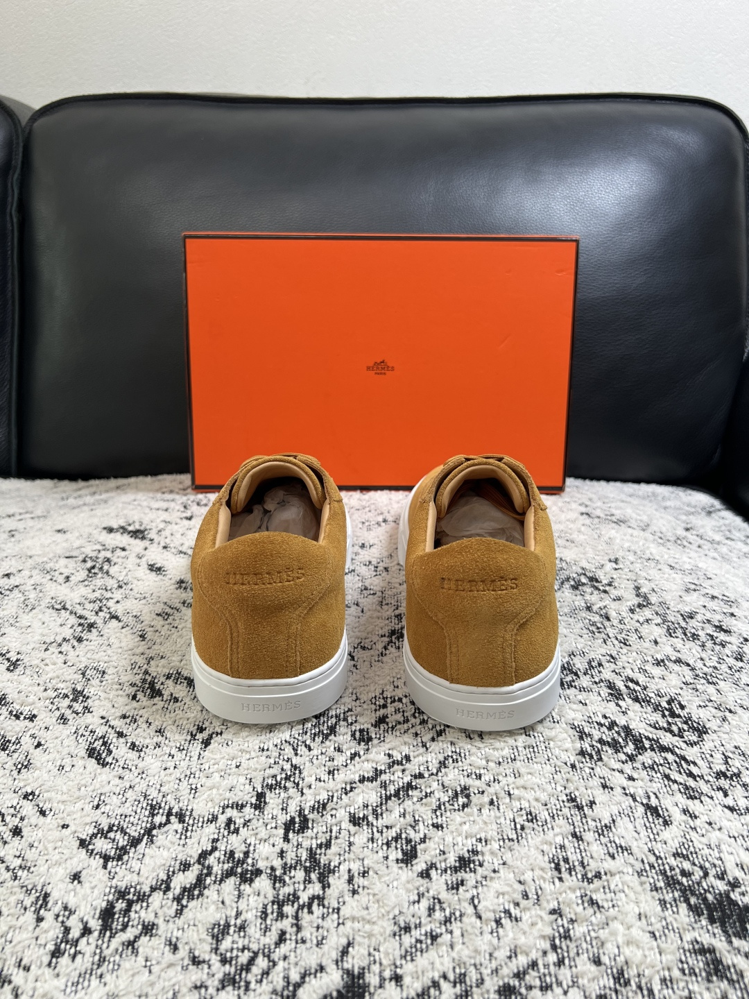 Hermes  高品质  顶级工艺品  爱马仕 专柜同步发售原厂配置，意大利进口原版牛皮面料，高品质拼接工艺，全进口水染